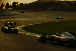 Kevin Magnussen, Haas F1 Team VF-18, Lance Stroll, Williams FW41, Sebastian Vettel, Ferrari SF71H et Marcus Ericsson, Sauber C37