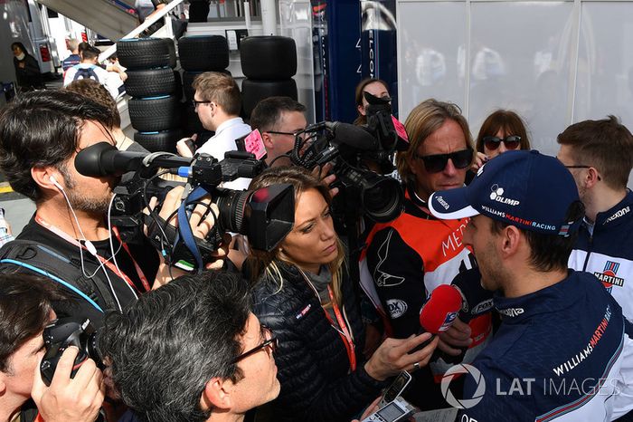 Robert Kubica atendeu a imprensa.