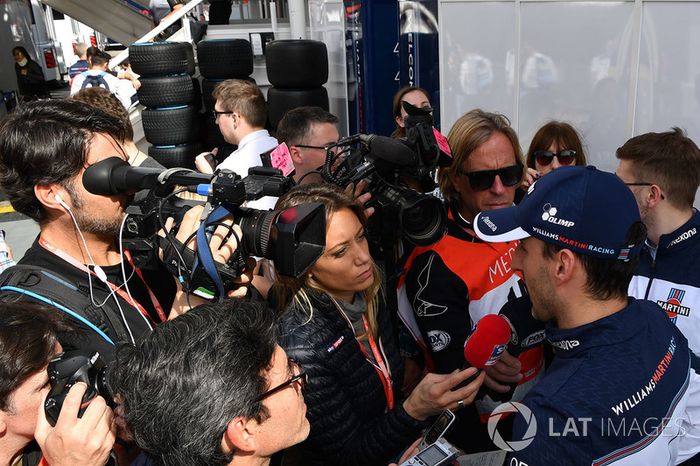 Robert Kubica, Williams talks with the media