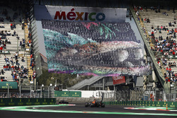 Fernando Alonso, McLaren MCL32