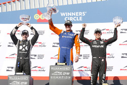 Podium: 1. Scott Dixon, 2. Simon Pagenaud, 3. Robert Wickens