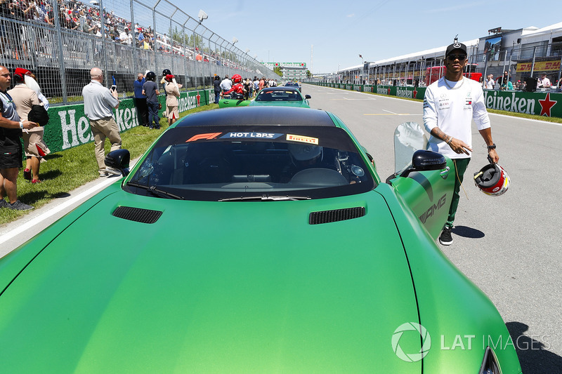 Lewis Hamilton, Mercedes AMG F1, provides a Pirelli Hot Lap rides