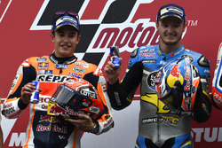 Подіум: переможець гонки Джек Міллер, Marc VDS Racing Honda, друге місце Марк Маркес, Repsol Honda T