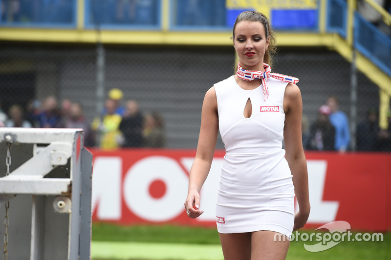 Grid girl