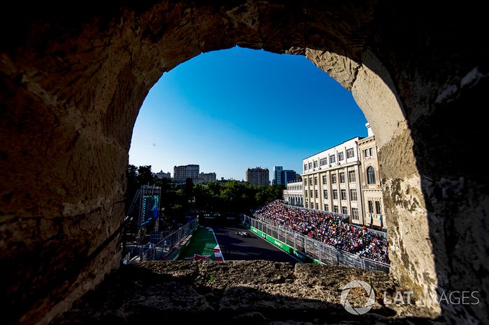 Romain Grosjean, Haas F1 Team VF-17