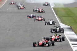 Каллум Ілотт, Prema Powerteam, Dallara F317 - Mercedes-Benz