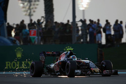 Carlos Sainz Jr., Scuderia Toro Rosso STR11
