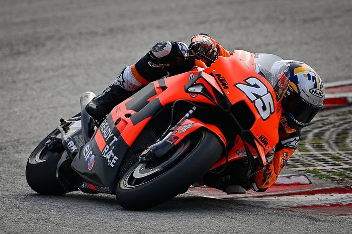 19º Raul Fernandez, KTM Tech3 (1'59.180)