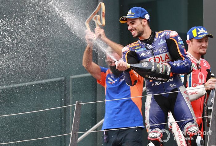 Podio: ganador Miguel Oliveira, Red Bull KTM Tech 3