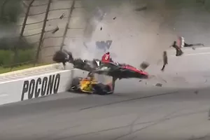 L'incidente di Robert Wickens, Schmidt Peterson Motorsports Honda e Ryan Hunter-Reay, Andretti Autosport Honda