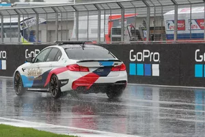 Safety car