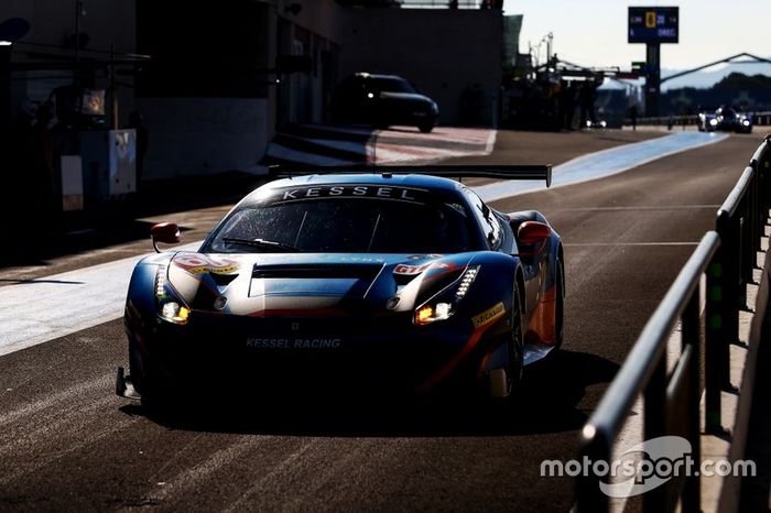 #60 Kessel Racing Ferrari F488 GTE: Claudio Schiavoni, Sergio Pianezzola, Andrea Piccini  