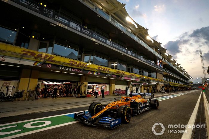 Carlos Sainz Jr., McLaren MCL35