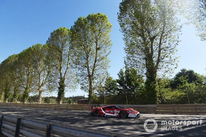 #67 Ford Chip Ganassi Racing Ford GT: Andy Priaulx, Harry Tincknell, Jonathan Bomarito