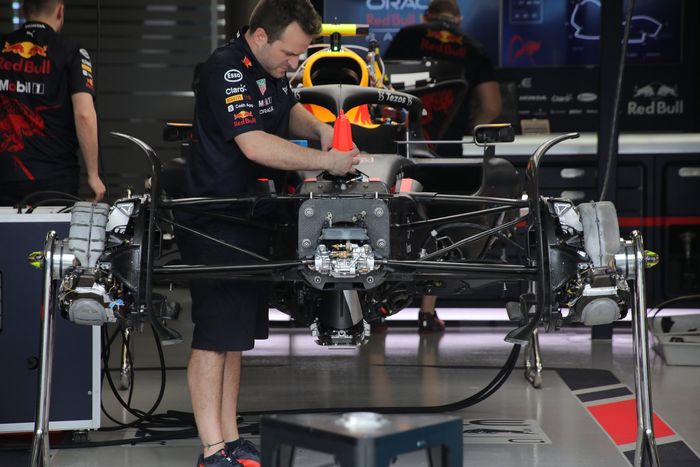 Suspensión delantera del Red Bull Racing RB18