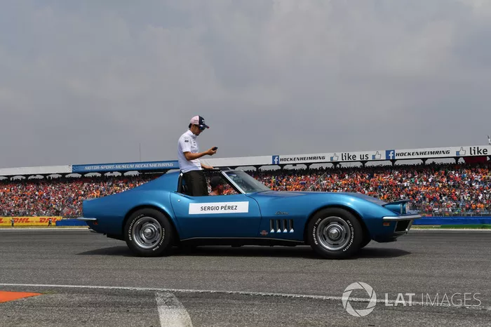 Sergio Perez, Force India, en el desfile de pilotos