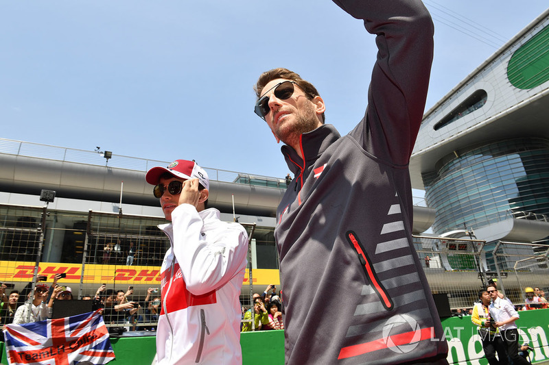 Charles Leclerc, Sauber, Romain Grosjean, Haas F1