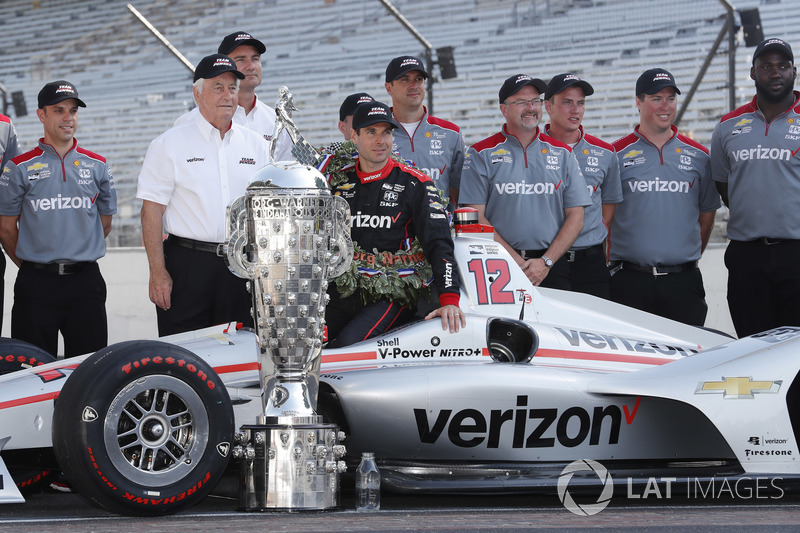 Race winner Will Power, Team Penske Chevrolet