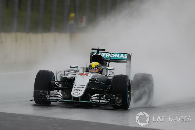 2016: Lewis Hamilton, Mercedes F1 W07 Hybrid