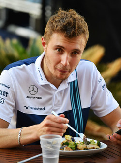 Sergey Sirotkin, Williams mange