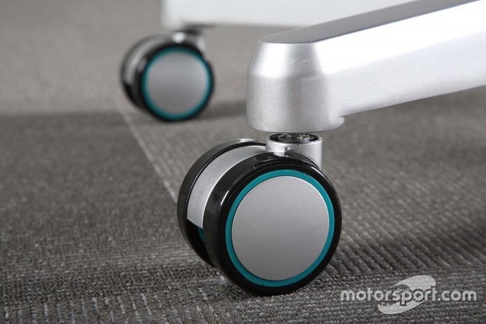 noblechairs | EPIC |Mercedes-AMG Pertonas Motorsport Edition