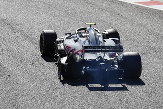 Kevin Magnussen, Haas F1 Team VF-18, Charles Leclerc, Sauber C37