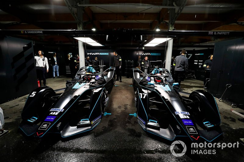 The HWA Racelab, VFE-05 cars in the garage
