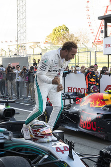 Lewis Hamilton, Mercedes AMG F1 celebrates in parc ferme