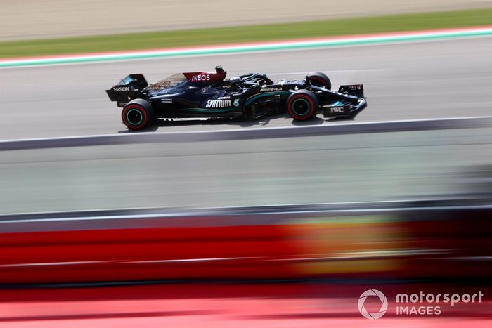 Lewis Hamilton, Mercedes W12