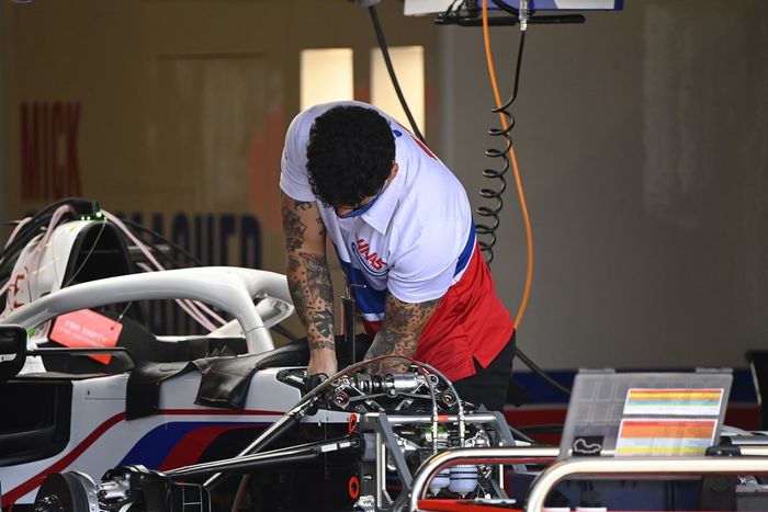 Detalle del Haas VF-21 