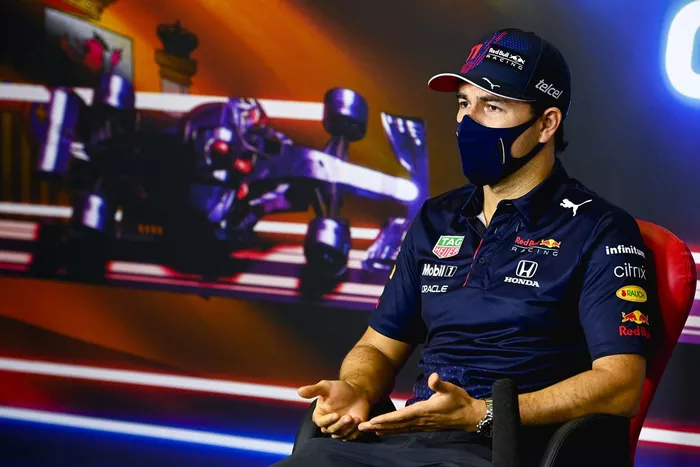 Sergio Pérez, Red Bull Racing en la conferencia de prensa