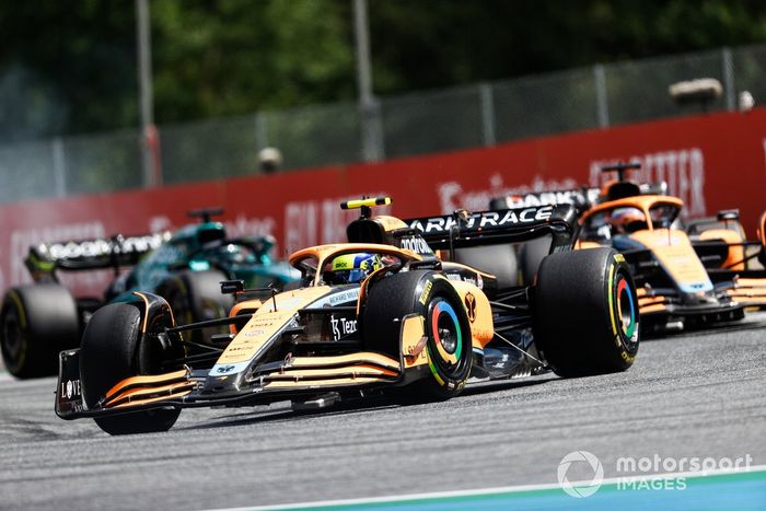 Lando Norris, McLaren MCL36, Daniel Ricciardo