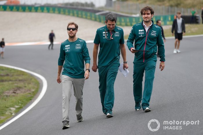 Sebastian Vettel, Aston Martin AMR21