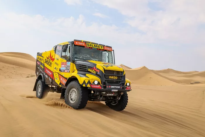 #503 Big Shock Racing Iveco: Martin Macik, Frantisek Tomasek, David Svanda