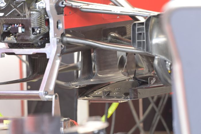 Detalle del suelo del Ferrari SF21