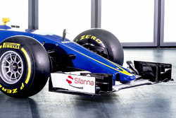 Sauber C35, Frontflügel
