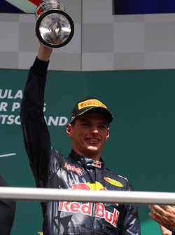 Подіум: друге місце Даніель Ріккардо, Red Bull Racing