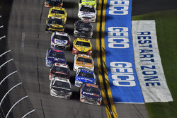Denny Hamlin, Joe Gibbs Racing Toyota and Aric Almirola, Stewart-Haas Racing Ford Fusion