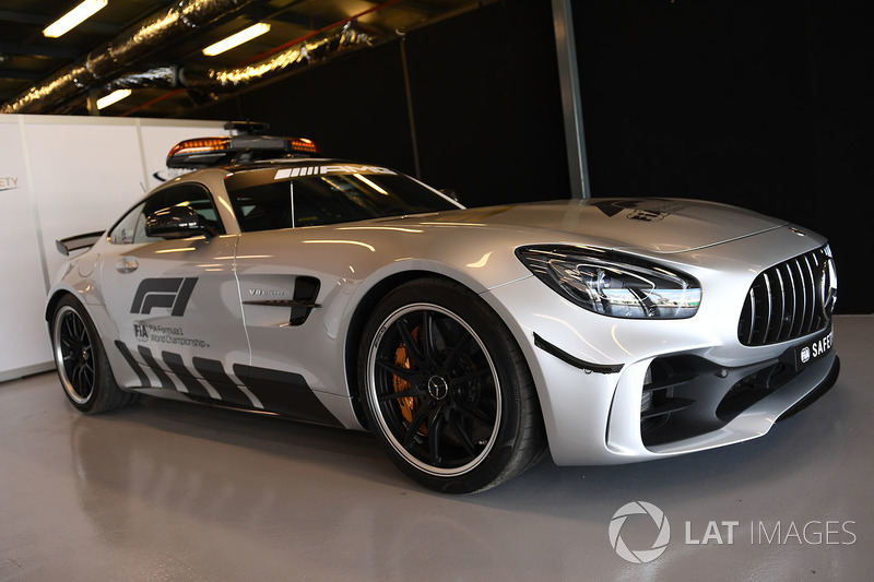 Safety car