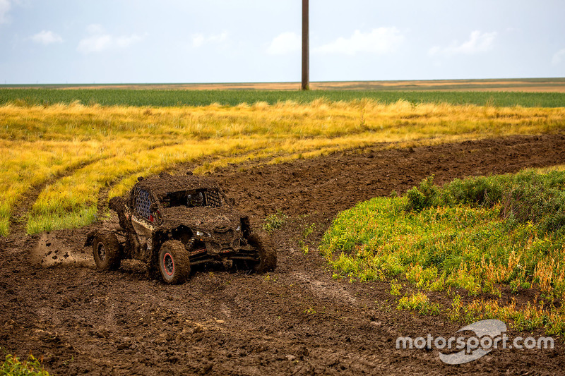 #141 Maverick X3: Mariia Oparina, Taisiia Shtaneva