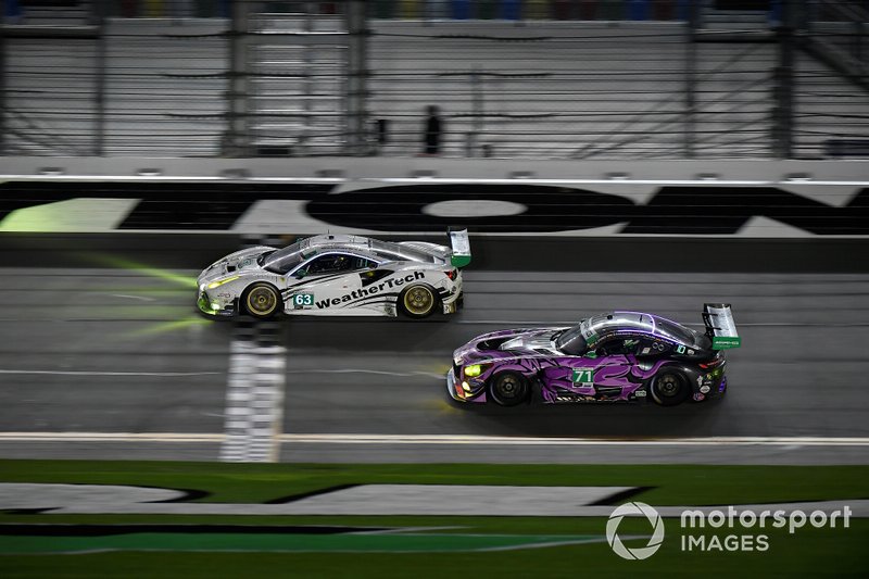 #63 Scuderia Corsa Ferrari 488 GT3, GTD: Cooper MacNeil, Toni Vilander, Jeff Westphal, Dominik Farnbacher, #71 P1 Motorsports Mercedes-AMG GT3, GTD: Maximilian Buhk, Fabian Schiller, Dominik Baumann, JC Perez