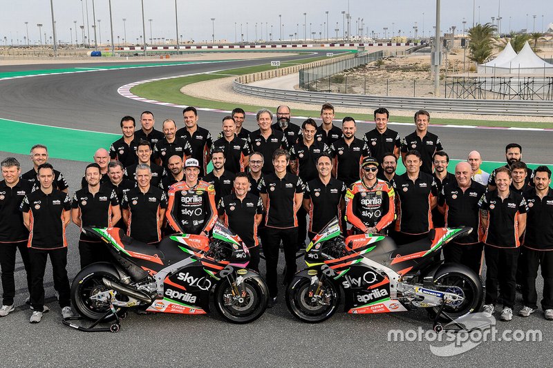 Aleix Espargaro, Aprilia Racing Team Gresini; Andrea Iannone, Aprilia Racing Team Gresini