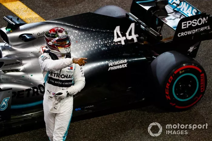 Il poleman Lewis Hamilton, Mercedes AMG F1