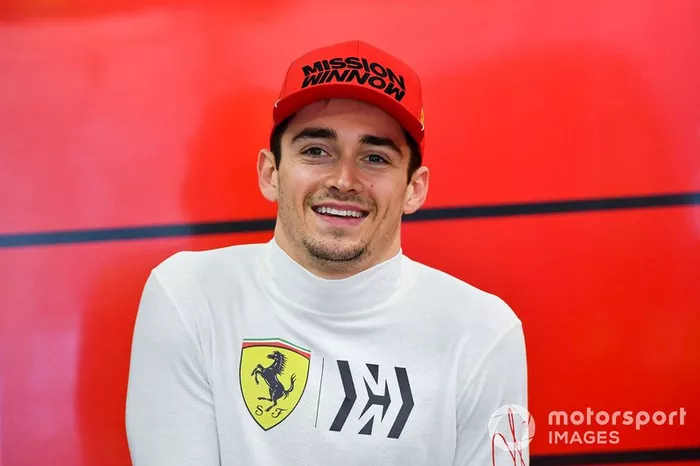 Charles Leclerc, Ferrari in garage