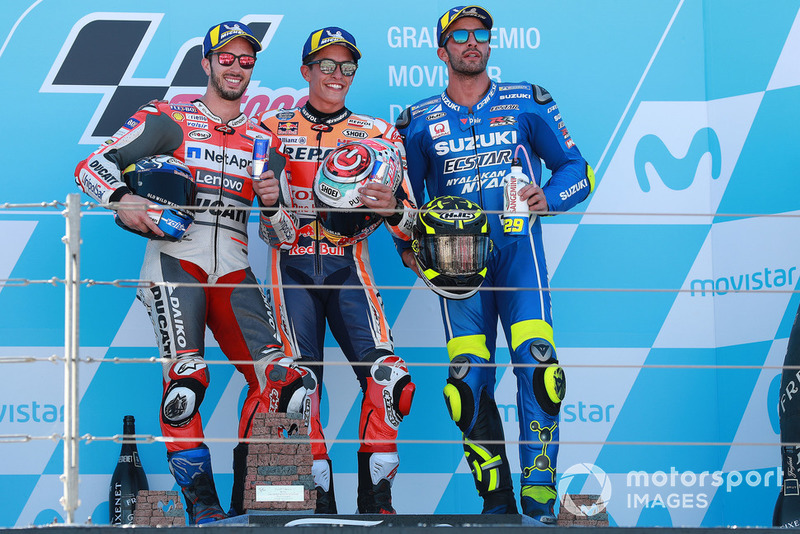 Podio: il vincitore della gara Marc Marquez, Repsol Honda Team, il secondo classificato Andrea Dovizioso, Ducati Team, il terzo classificato Andrea Iannone, Team Suzuki MotoGP