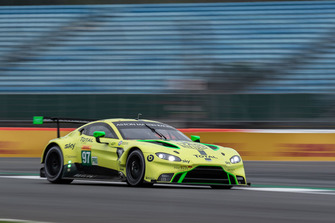#97 Aston Martin Racing Aston Martin Vantage AMR: Alex Lynn, Maxime Martin
