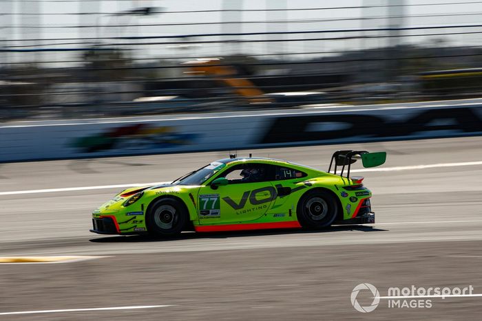 #77 Wright Motorsports Porsche 911 GT3 R 992: Alan Brynjolfsson, Trent Hindman, Maxwell Root, Kevin Estre