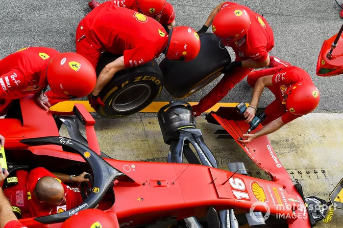 Ferrari, prove pit stop