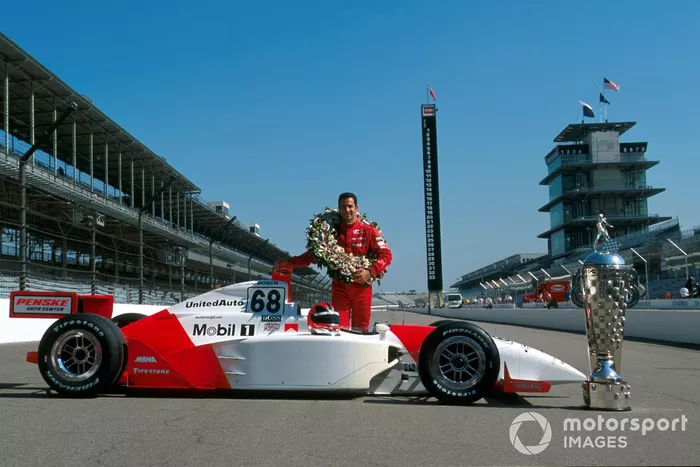 2001: Helio Castroneves