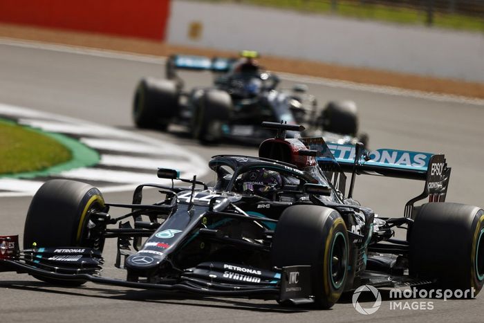 Lewis Hamilton, Mercedes F1 W11, Valtteri Bottas, Mercedes F1 W11 